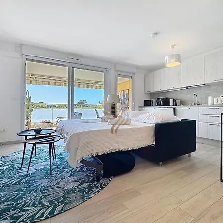 Serenity Getaway-4 People-wifi-terrace-garage Appartamento Saint-Raphaël