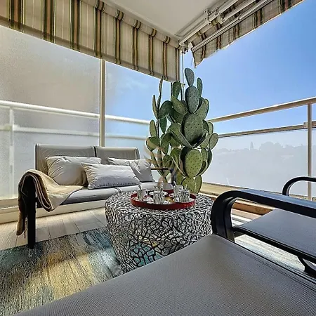 Serenity Getaway-4 People-wifi-terrace-garage